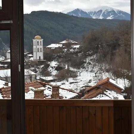 Pensionat Laki Village
