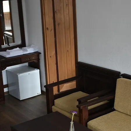 Laki Village Pensionat Gaytaninovo